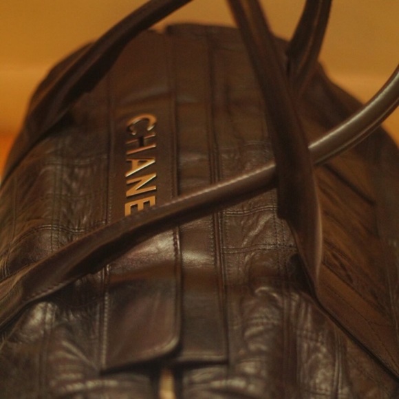 Chanel LAX Tote - Authentic - Picture 2 of 14